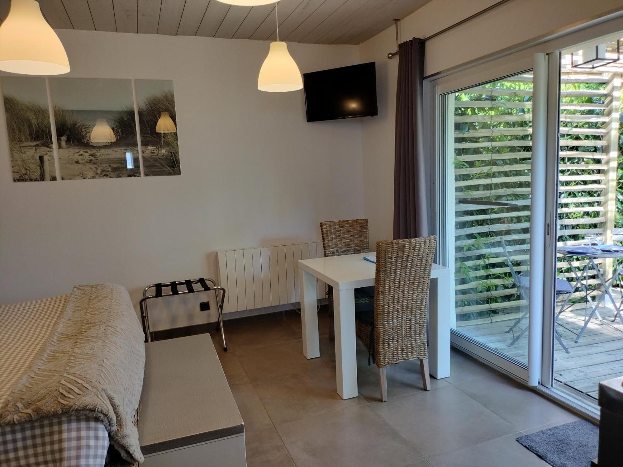 Le Clos Des Pommiers Tracy-sur-Mer Exterior photo